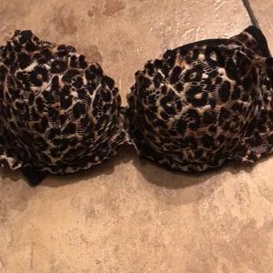 Victoria’s Secret leopard print bra!